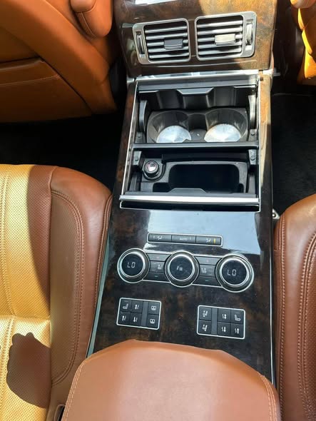 رنج روفر فوغ 2015 - صورة 5