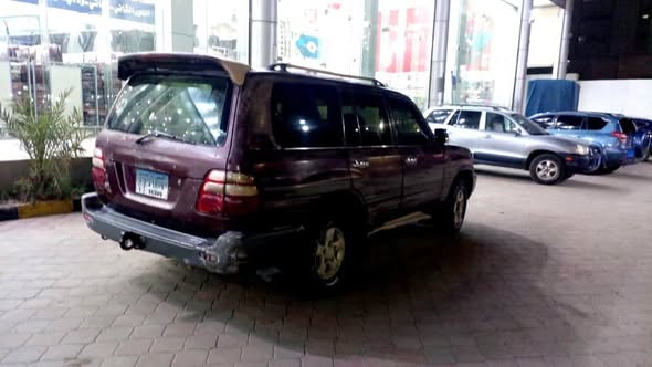 تويوتا لاند كروزر 2002 - صورة 3