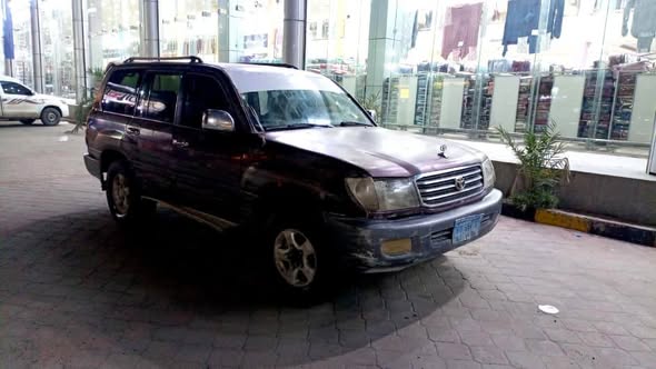 تويوتا لاند كروزر 2002 - صورة 4