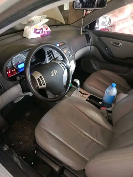 هيونداي افانتي 2009 - صورة 2