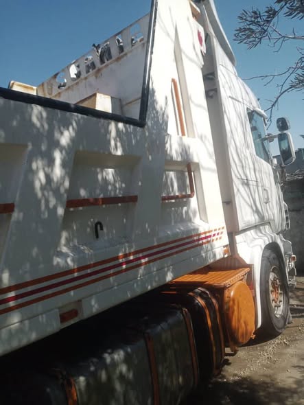 سكانيا R560 2013 - صورة 3