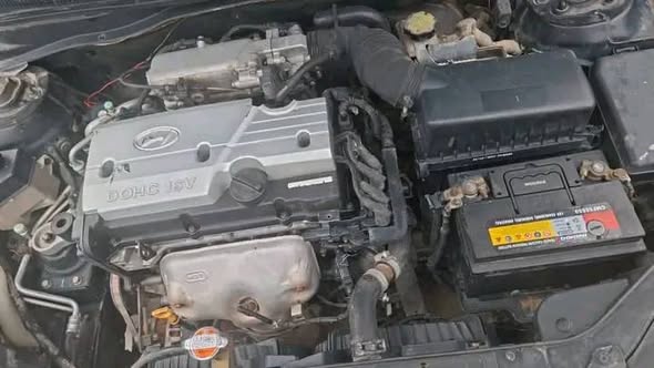 هيونداي فيرنا 2006 - صورة 4