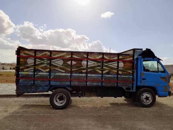 إيسوزو ان بي ار 1993 - صورة 1