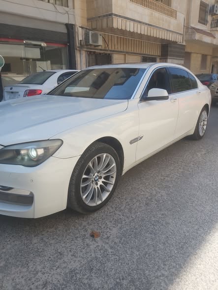 بي ام دبليو 730 Li 2013