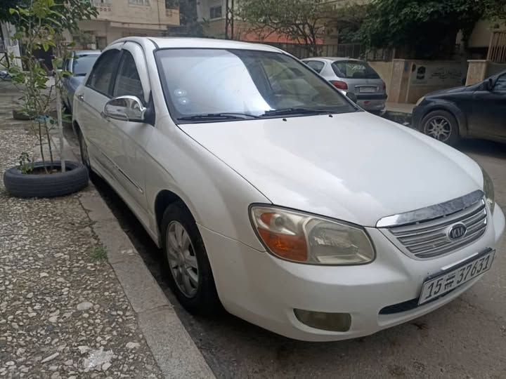 كيا سيراتو 2008