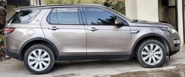 لاند روفر ديسكفري 2015 - صورة 4