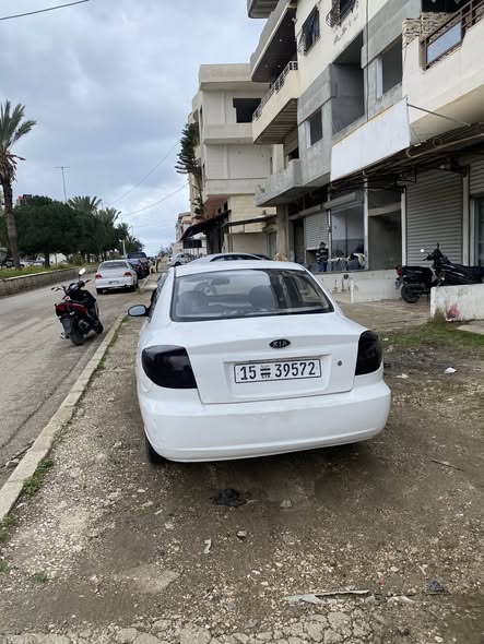 كيا ريو 2002 - صورة 2