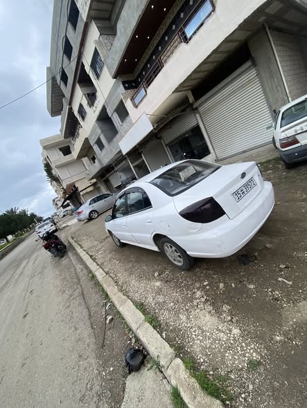 كيا ريو 2002 - صورة 3