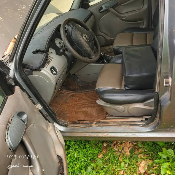 فولكس واجن سافيرو 2004 - صورة 2