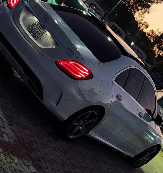 مرسيدس C200 2015