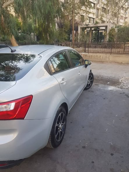 كيا ريو 2013 - صورة 3