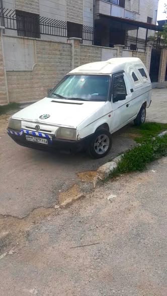 سكودا بيك أب 1995 - صورة 2