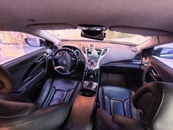 هيونداي ازيرا 2011 - صورة 1