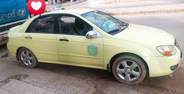 كيا سيراتو 2009 - صورة 2