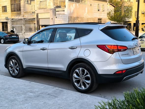 هيونداي سانتافية 2013 - صورة 4