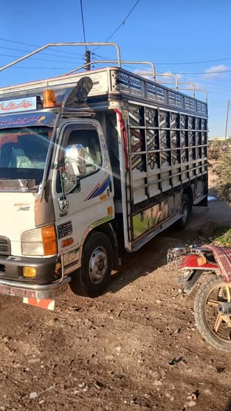 هيونداي HD72 2007 - صورة 2