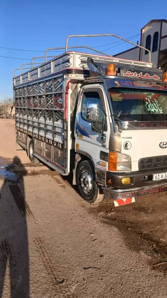 هيونداي HD72 2007 - صورة 3