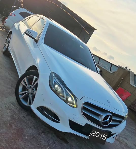 مرسيدس E 220 2015 - صورة 2