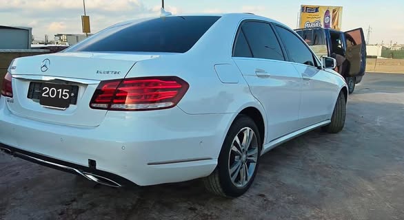 مرسيدس E 220 2015 - صورة 3