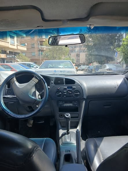 ميتسوبيشي لانسر 2000 - صورة 3