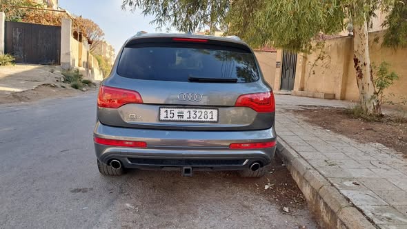 أودي Q7 2011 - صورة 2