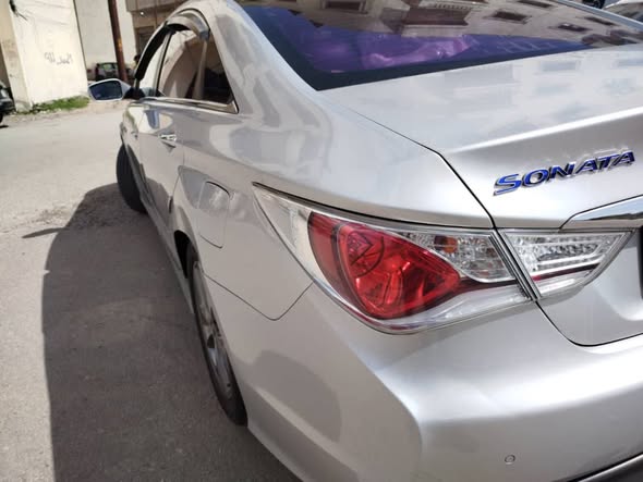 هيونداي سوناتا 2012 - صورة 2