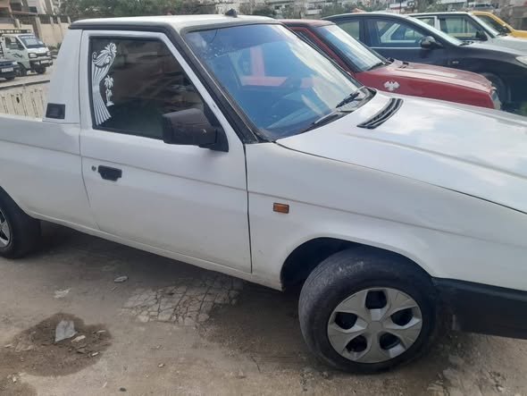 سكودا بيك آب 1994 - صورة 1