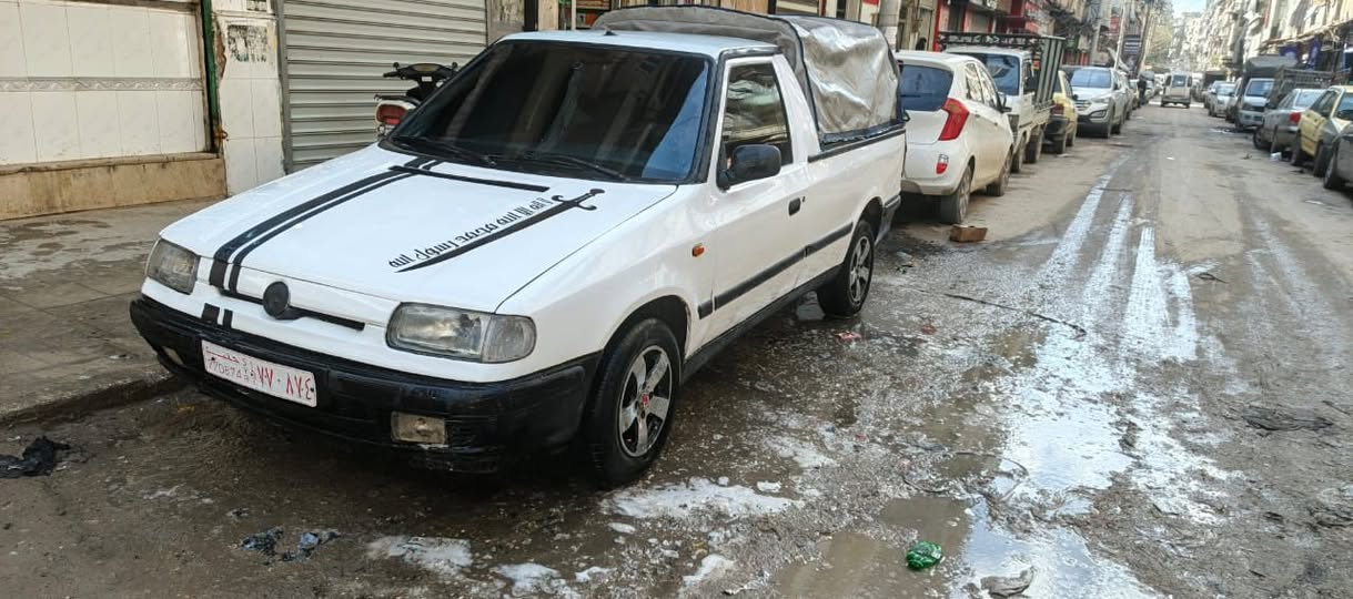 سكودا بيك اب 1996