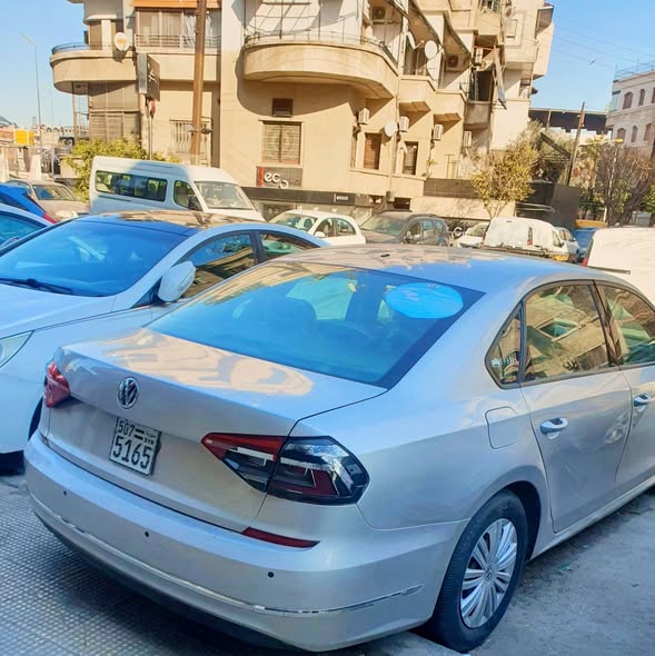 فولكس فاجن باسات 2018 - صورة 3