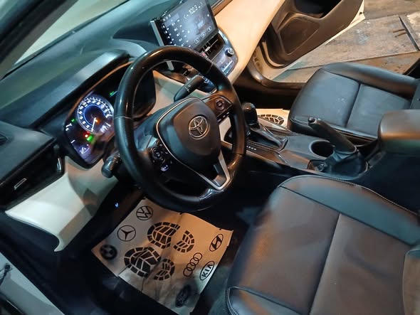 تويوتا كورولا 2020 - صورة 1