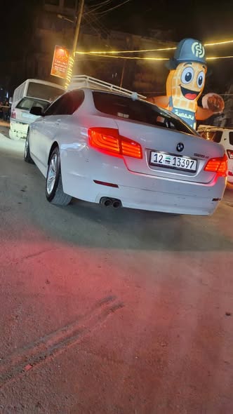 بي إم دبليو 520 2013 - صورة 4