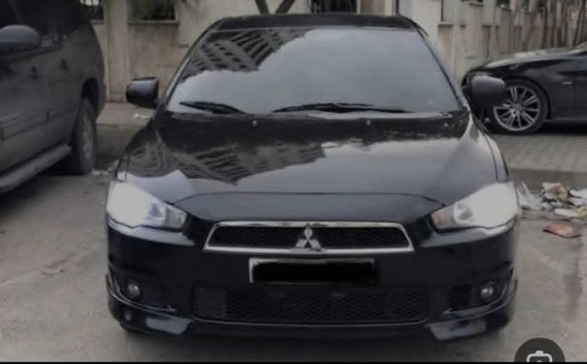 ميتسوبيشي لانسر 2008