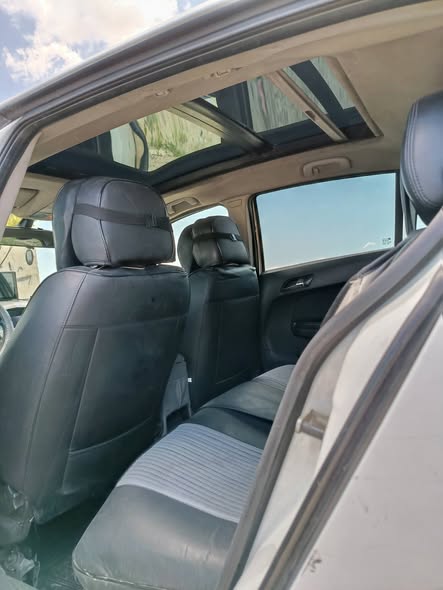 اوبل استرا 2006 - صورة 5