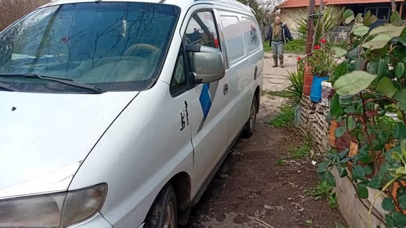 هيونداي ستاريكس 2000 - صورة 3