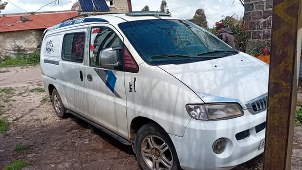 هيونداي ستاريكس 2000 - صورة 4