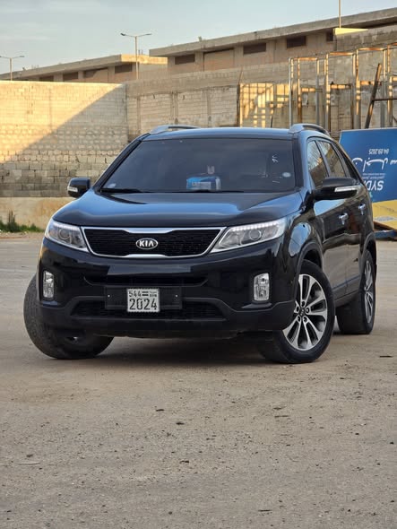 كيا سورنتو 2013 - صورة 2