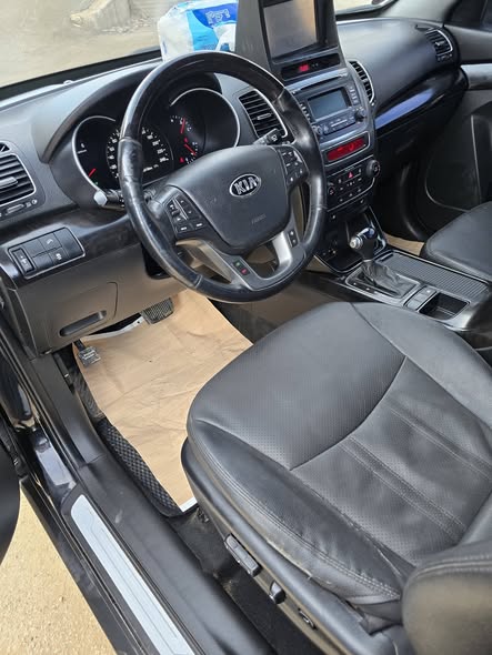 كيا سورنتو 2013 - صورة 5