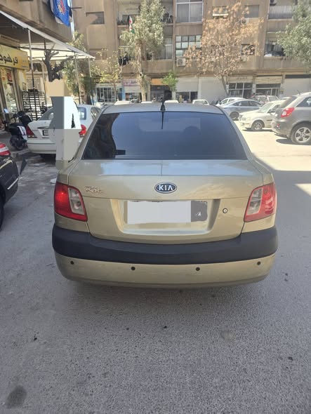 كيا ريو 2007 - صورة 2