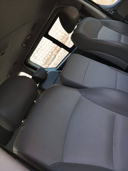 هيونداي H-1 2010 - صورة 3