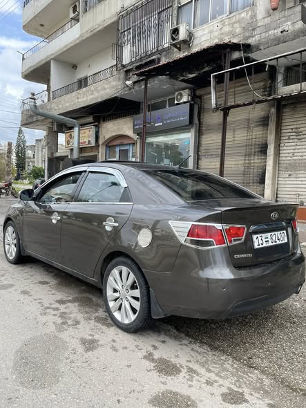 كيا سيراتو 2010 - صورة 5