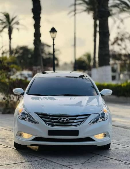 هونداي سوناتا 2011 - صورة 3