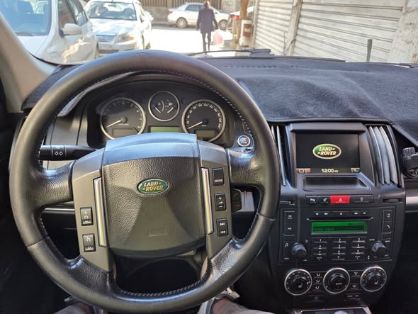 لاند روفر LR2 2008 - صورة 5