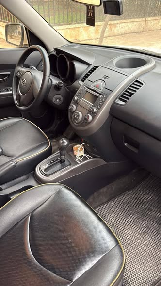 كيا سول 2010 - صورة 4