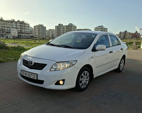 تويوتا كورولا 2010 - صورة 3
