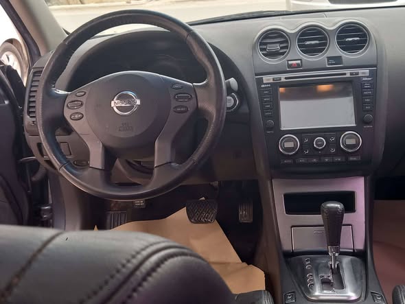 نيسان ألتيما 2011 - صورة 2