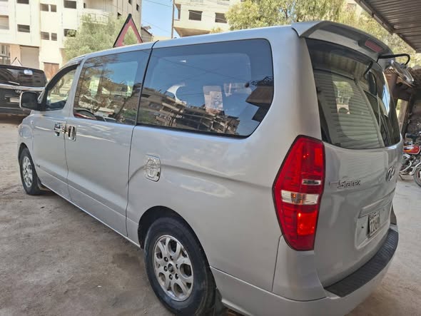 هيونداي اتش ون 2011 - صورة 1