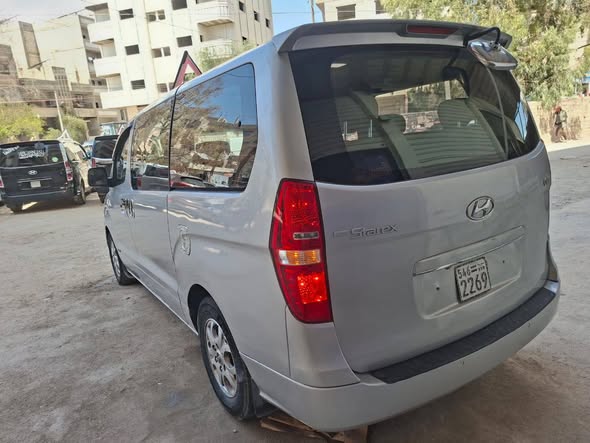 هيونداي اتش ون 2011 - صورة 2