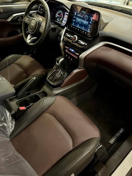 تويوتا أوربان كروزر 2024 - صورة 3