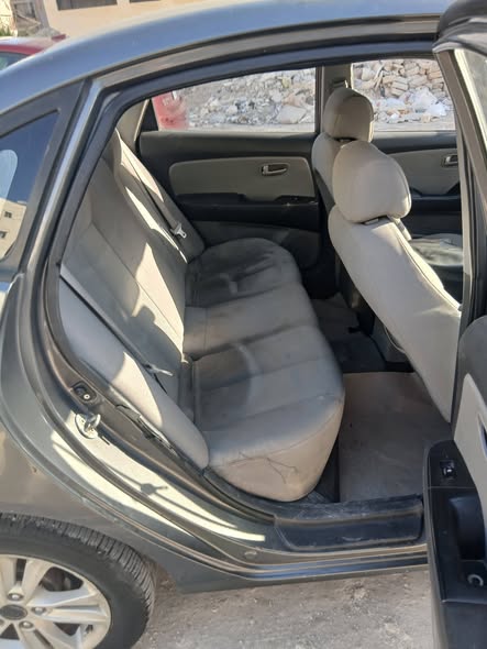 هيونداي افانتي 2009 - صورة 5