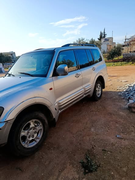 ميتسوبيشي باجيرو 2002 - صورة 4